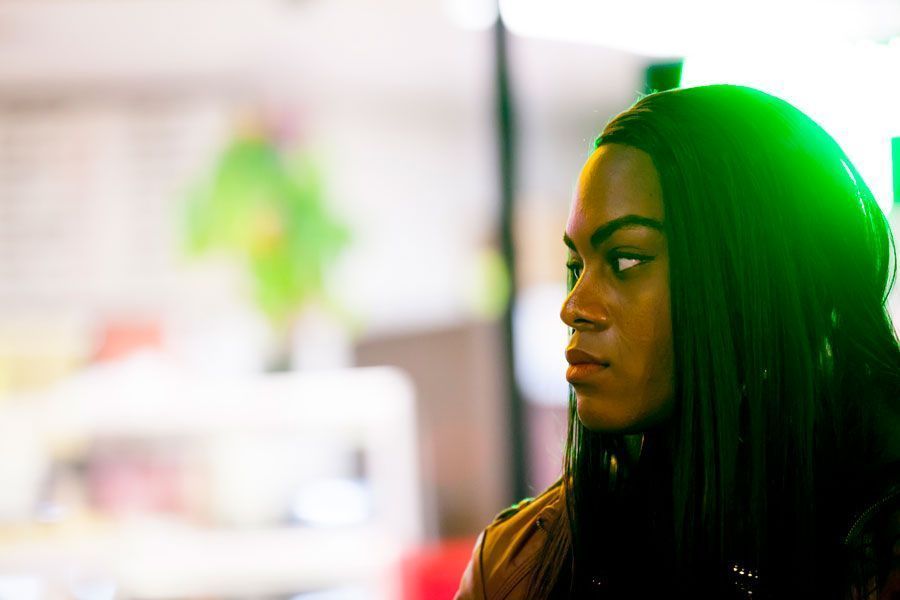 Mya Taylor interpreta a Alexandra en Tangerine, Sean Baker, 2015.