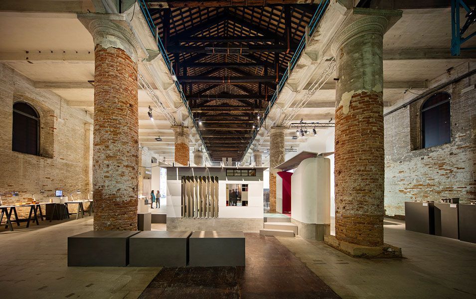 Between the columns of the Venice Arsenale, the prototypes Full Fill Home and Easy WC. Photo: Javier Callejas