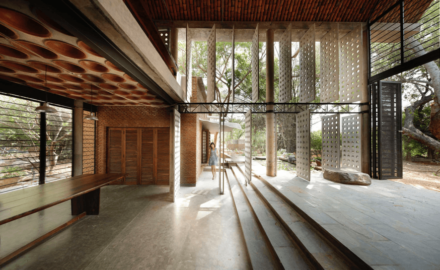 La vivienda Wall House en Auroville, India. Javier Callejas