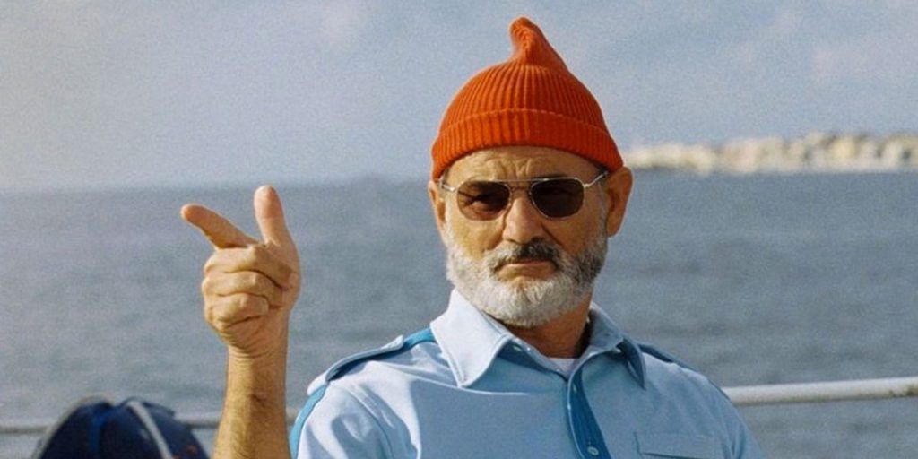 Bill Murray interpretando a Steve Zissou en Life Aquatic (2004, Wes Anderson).